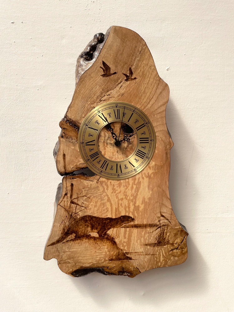 Otter clock