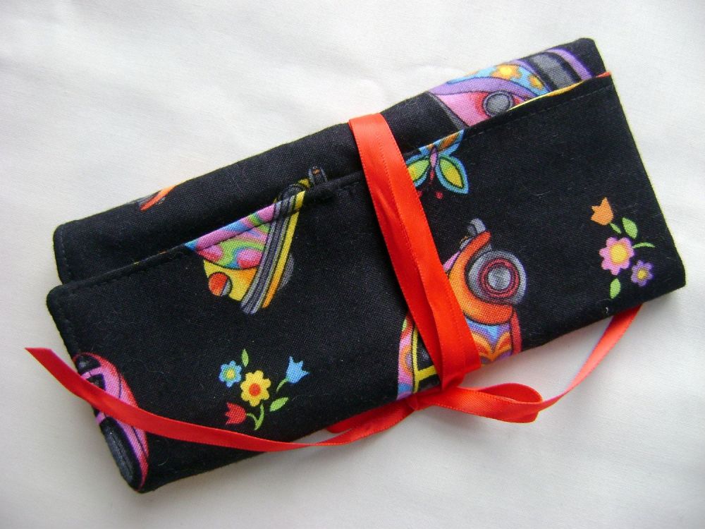 Beetle Car Interchangeable Needle and Hook Roll