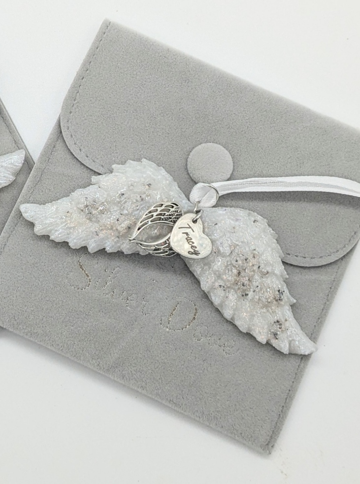 Memorial hanging Angel wings