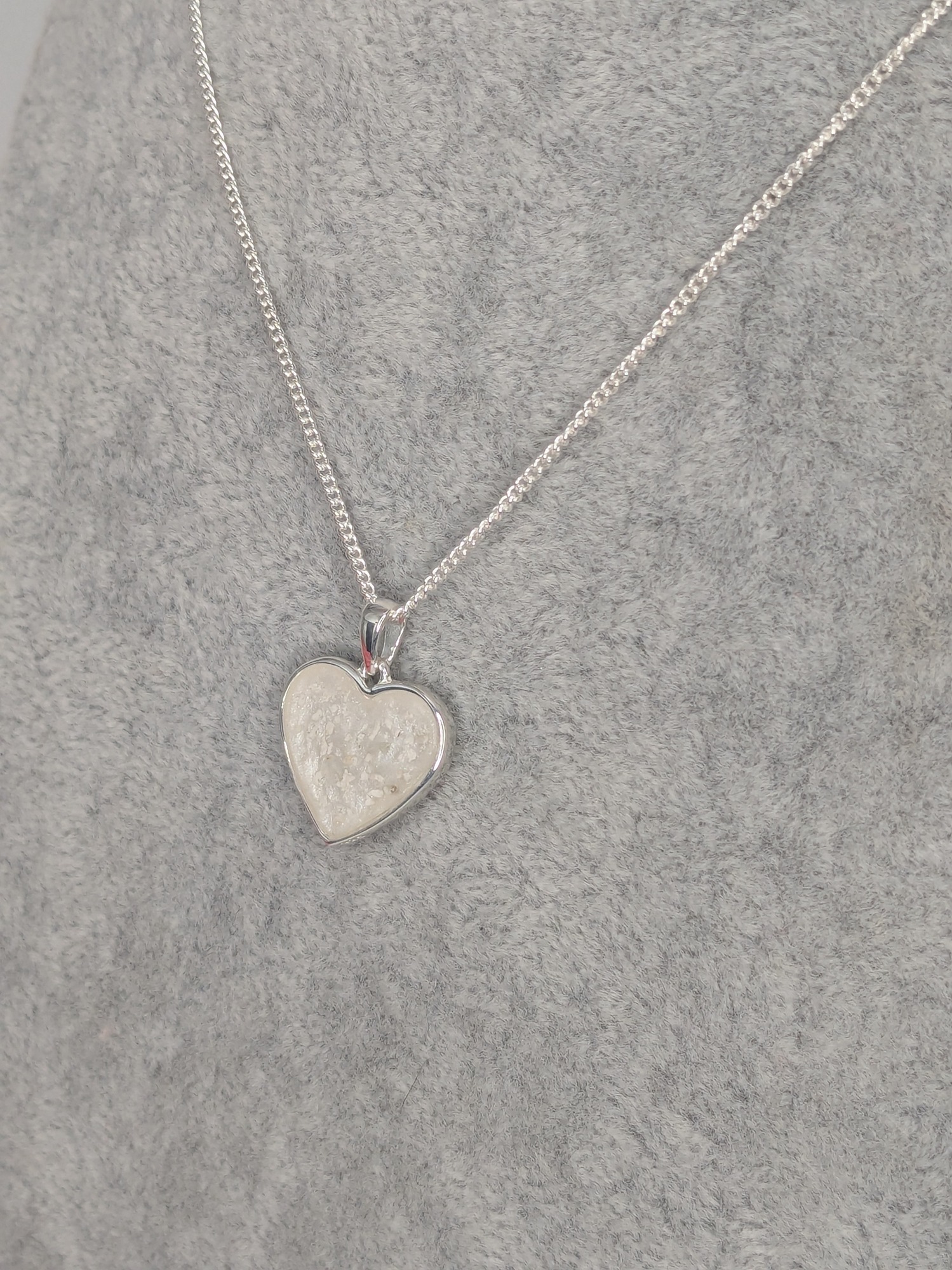 heart pendant SW 2.jpg