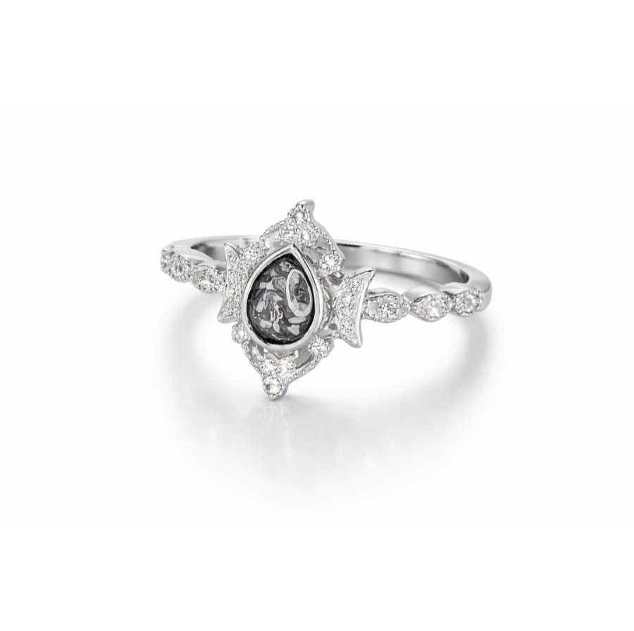 Alice Ring - available in silver only