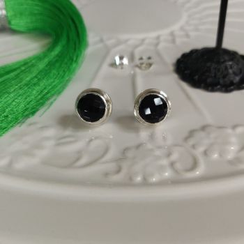 925 Sterling Silver Faceted Round Black Agate  Stud Earrings