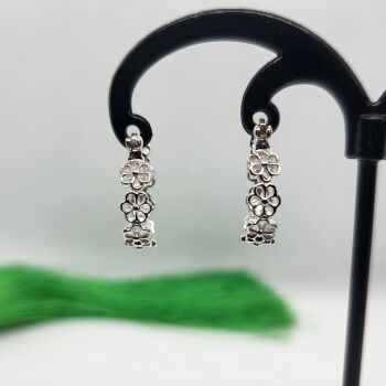 925 Sterling Silver Open Daisy Flower Hoop Earrings French Closure