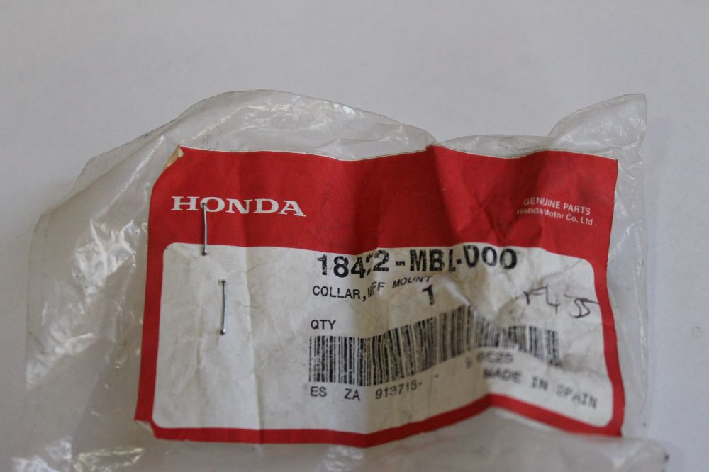 Honda NT650 Exhaust Muffler Mounting Collar 18422-MBL-D00