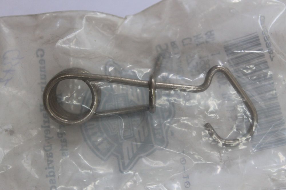 Harley Softail Detachable Windshield Retainer Left 58252-95