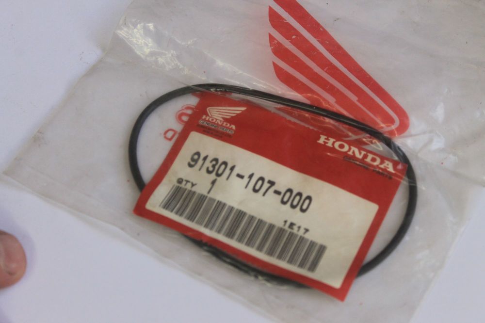 Honda CB125 XL125 XR185 XR200 Pulse Generator Base Gasket 75 x 2.5 91301-10