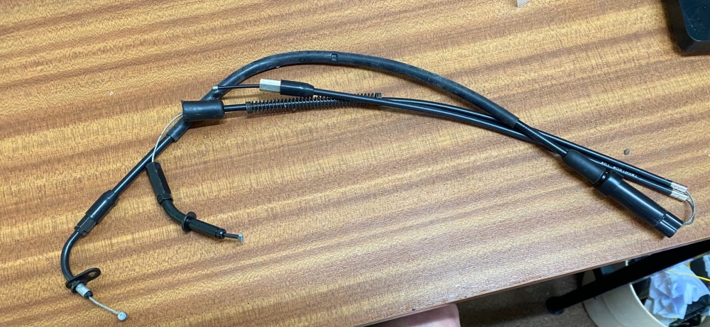 Yamaha RD125 LC Throttle and Pump Cable Assembly 10W-26260-00 - A127