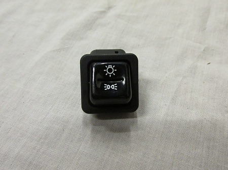 Piaggio Light Switch 294191 - L70