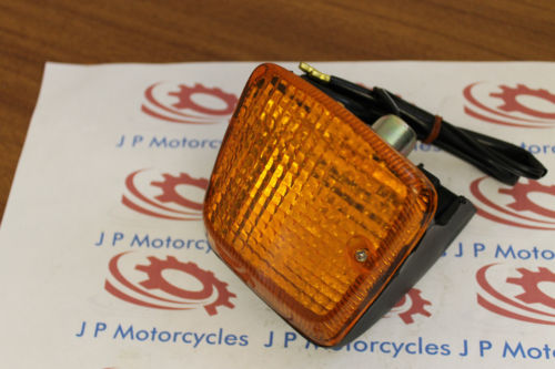 Honda SA50 Rear Left Rear Indicator 33650-GY1-901