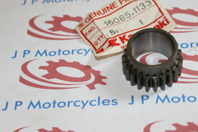 Kawasaki KLF 185 Bayou Oil Pump Gear 22T 16085-1133