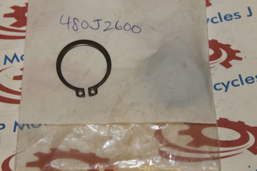 Kawasaki VN1500 VN1600 ZG1000 ZG1200 H1 H2 KH500 Final Gear Circlip 26mm 480J2600