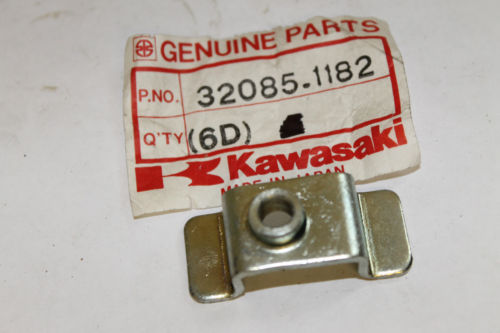 Kawasaki ZX1100 Handlebar Stopper p/n 32085-1182