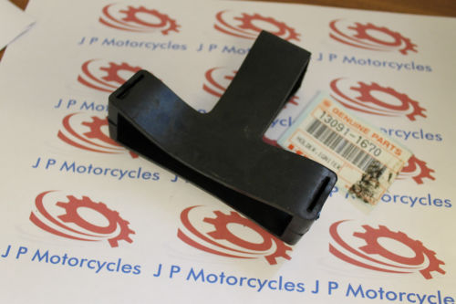 Kawasaki ZX1100 ZZR1100 CDI / Igniter Rubber Holder 13091-1670