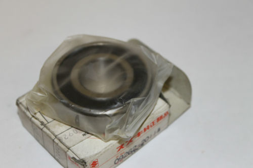 Suzuki GSXR750 GSXR1100 GSX1100 RF900 GSF1200 Rear Wheel Bearing p/n 09262-