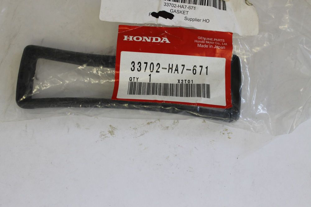 Honda TRX350 Tail Light Gasket / Seal 33702-HA7-671