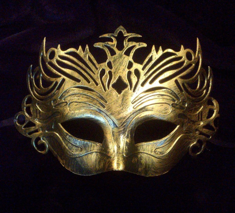 Classic mask. Маски 19 века. Карнавальные маски 19 века. Мужская маска для маскарада 20 век. Красивые рисунки на маску мужские.