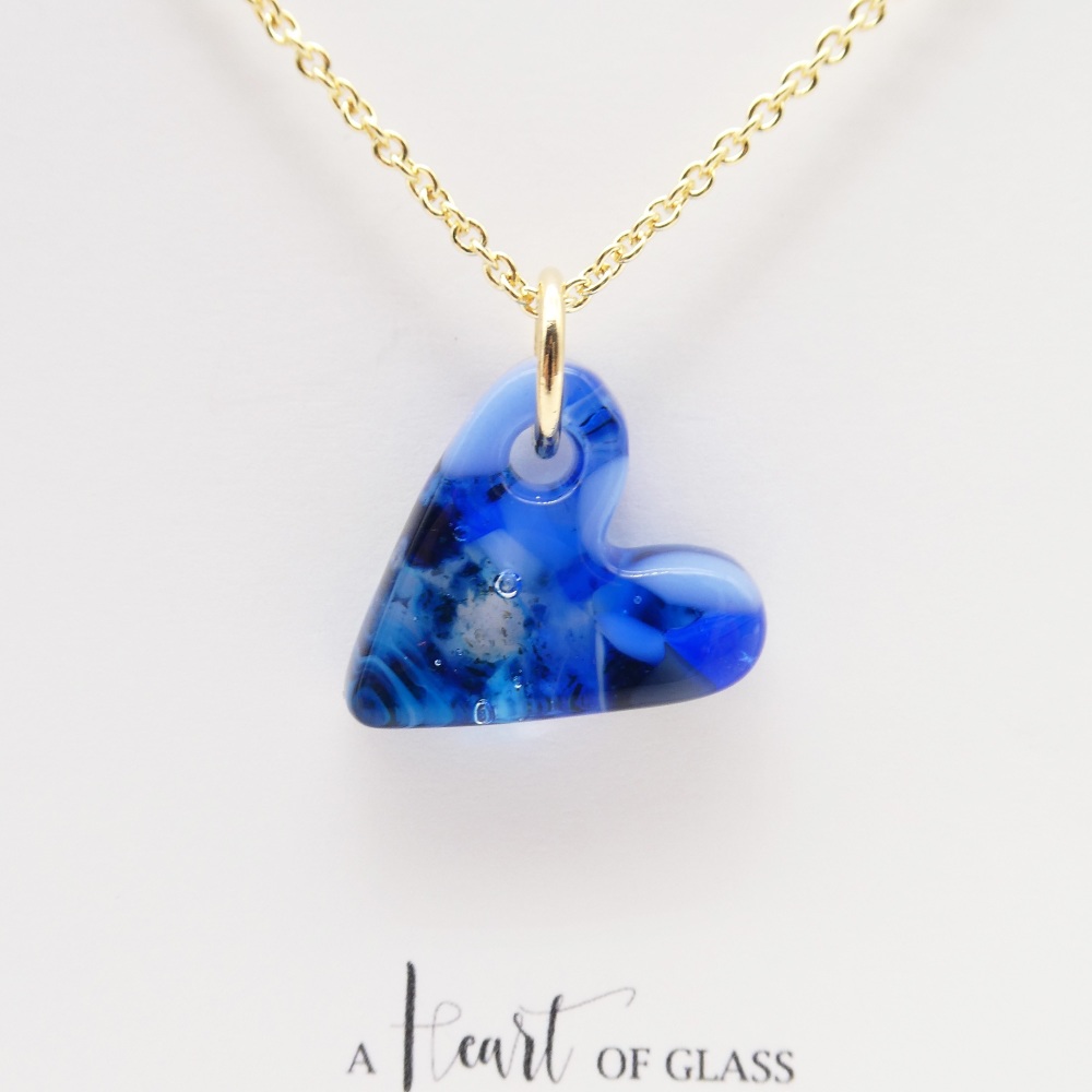 Blue glass heart on filled gold #1