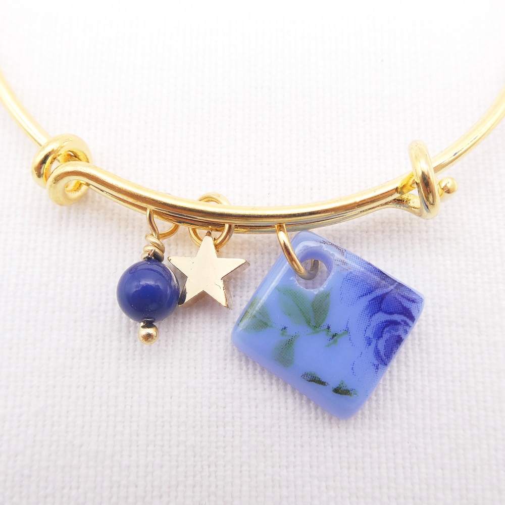 Powder blue Floral Glass Tile On a 14K Gold Plated Bangle