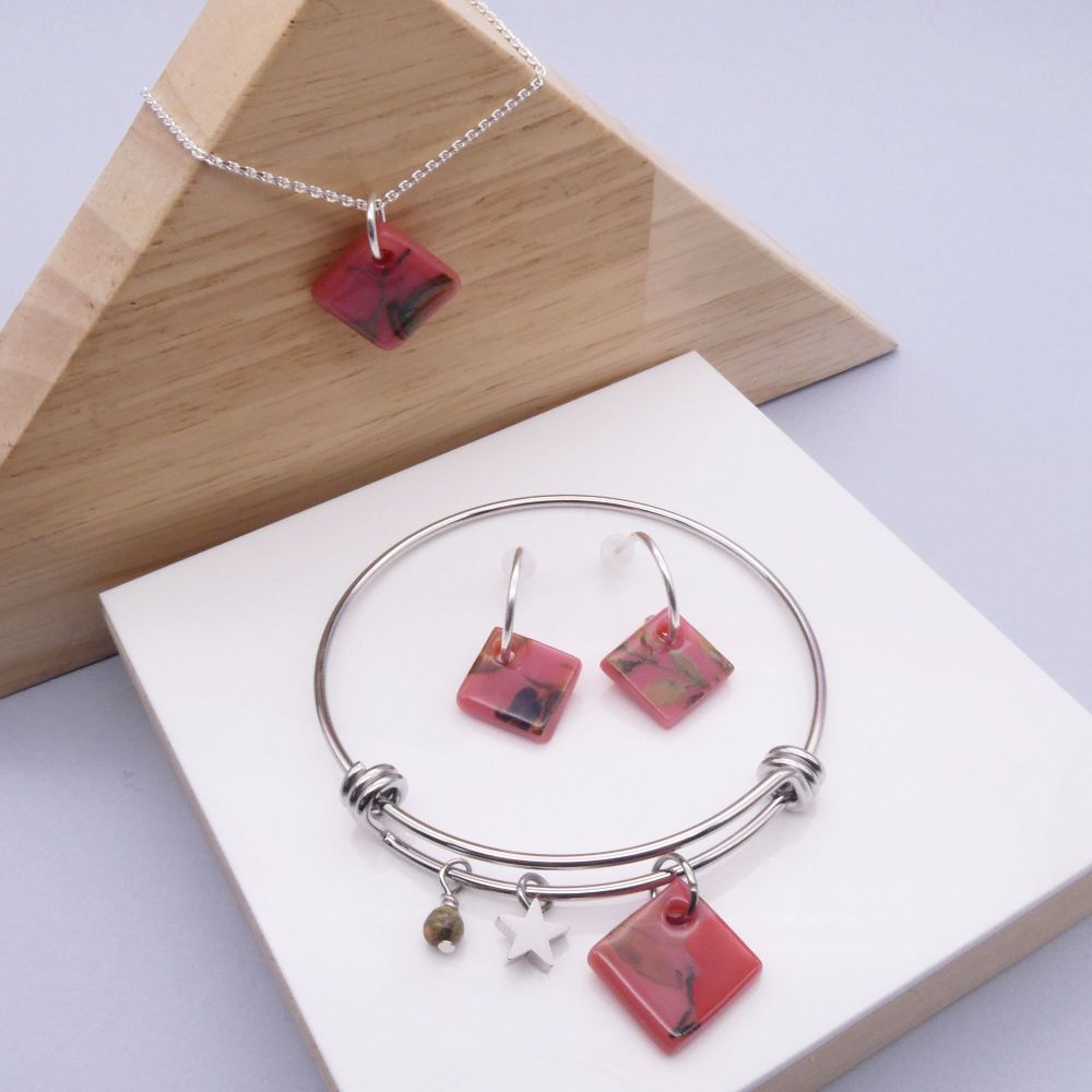 dusty rose collection