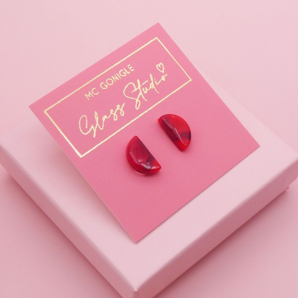 Small Geo studs in Red