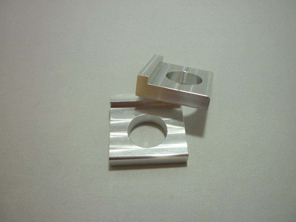 CHAIN ADJUSTER BLOCK  33040-0048 (351)
