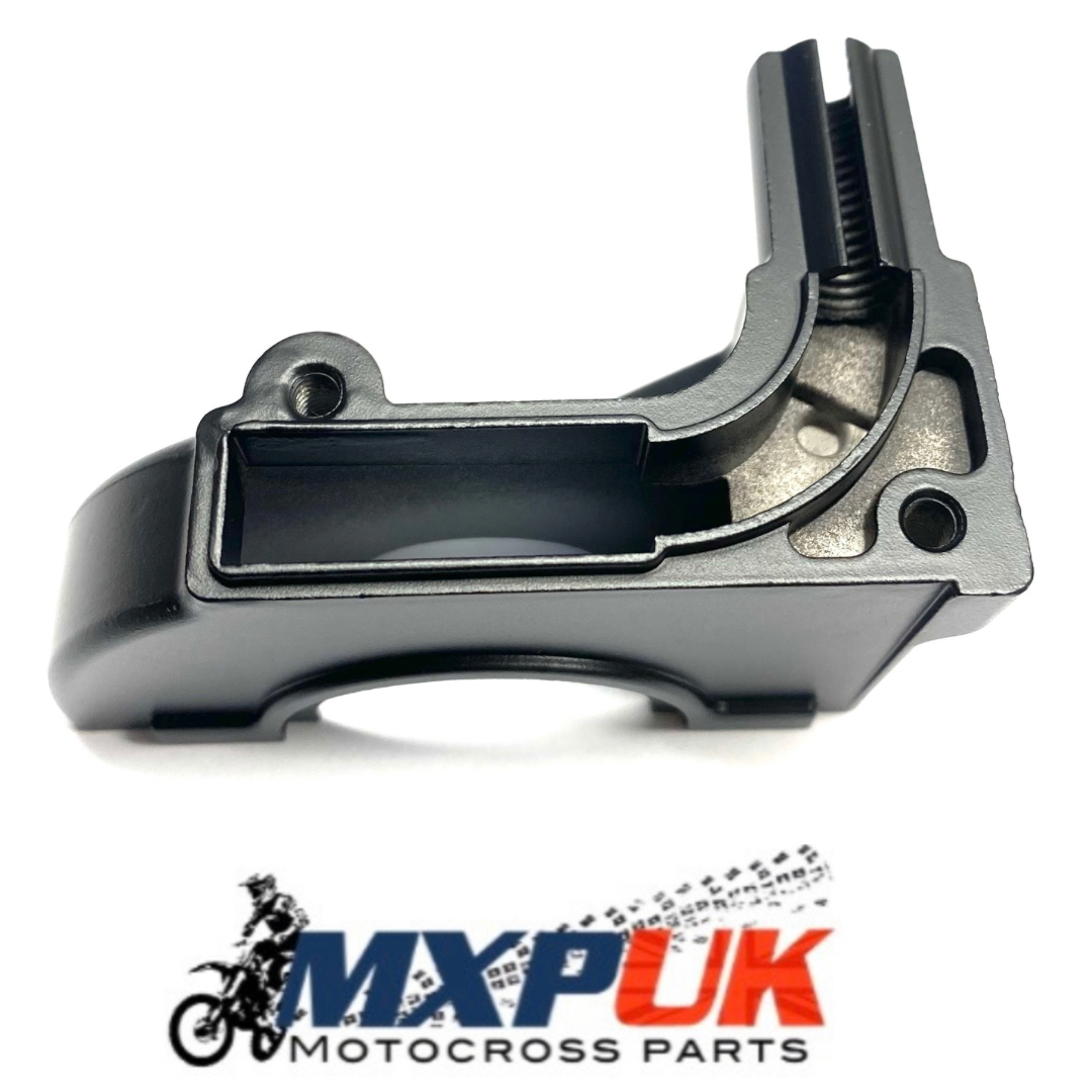 THROTTLE UPPER CASE 32099-1036 (198)