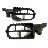 GENUINE SUZUKI FOOTPEGS 43561-10H10 43551-10H10 (585)