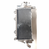 RIGHT SIDE PERFORMANCE RADIATOR (038A)