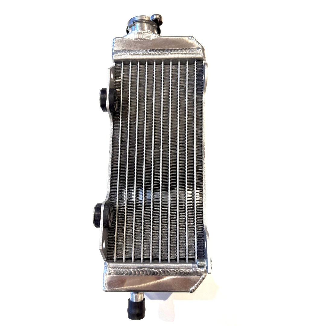 RADIATOR (R031)