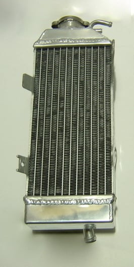 2005 RIGHT SIDE PERFORMANCE RADIATOR MX017A