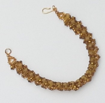 S111 Amber-coloured Bracelet