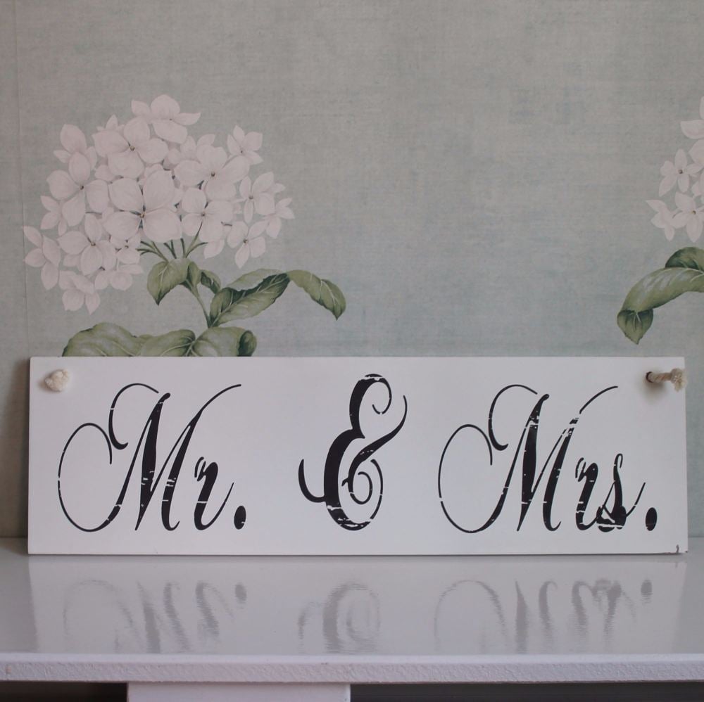 Mr & Mrs Hanging Sign