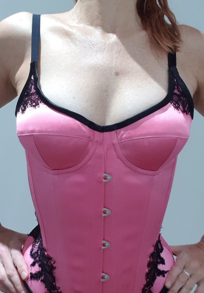 Cupped corset designs