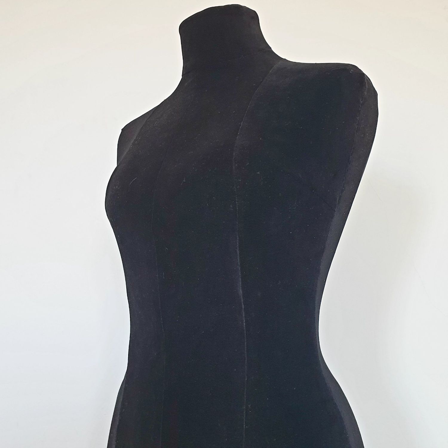 Full-sized DIY dress form pattern in sizes UK 8-26 (US 4-22) 4 cup sizes