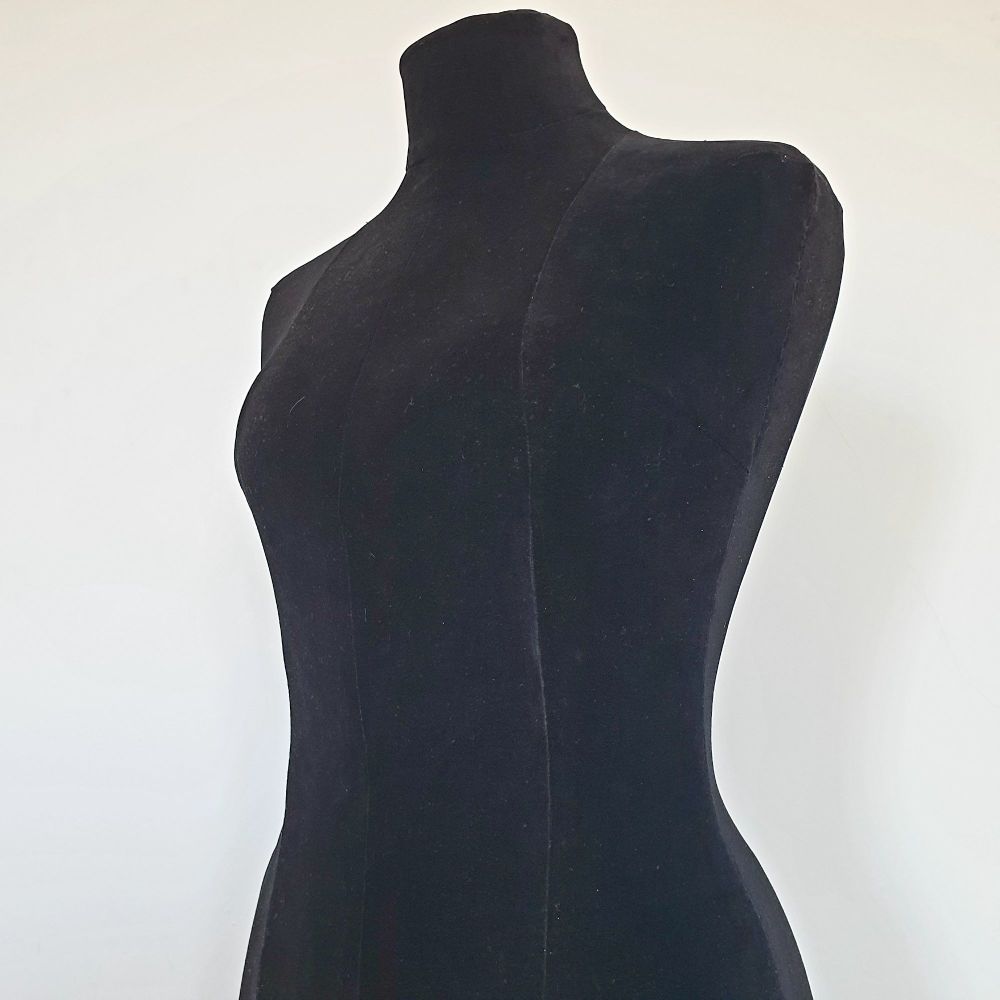 Mannequin cover pattern published - Caroline's corset blog