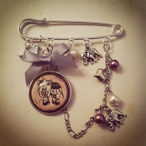 Vintage Elephant Pin Brooch