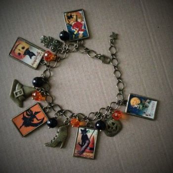 HALLOWEEN !!!   "Vintage Halloween" Bracelet