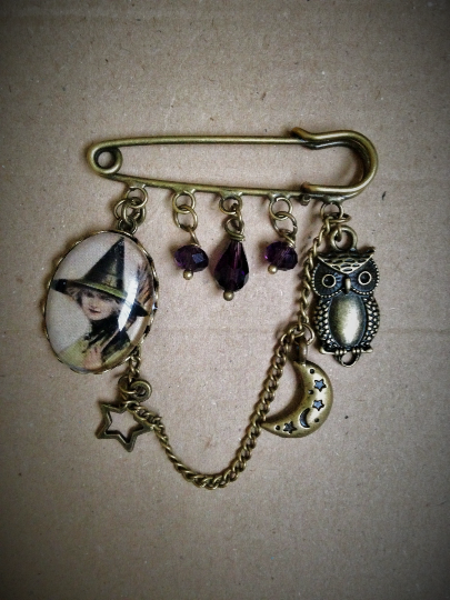 Vintage Witch Pin Brooch