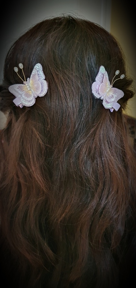 A Pair of Appliqued Glistening Butterfly Hairclips