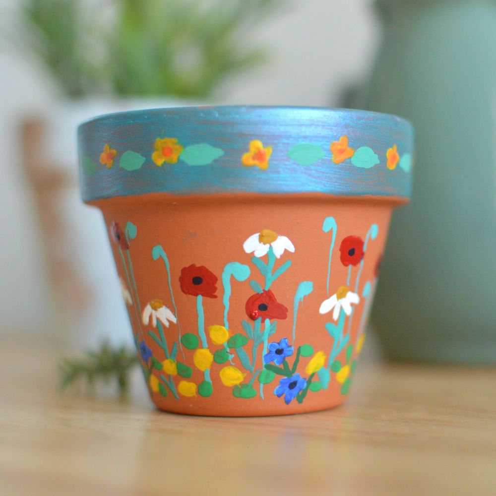 Handpainted Mini Flowerpot - Buttercup Design