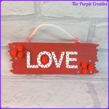 Mini Wooden Plaque Love Sign Decorative Home Decor