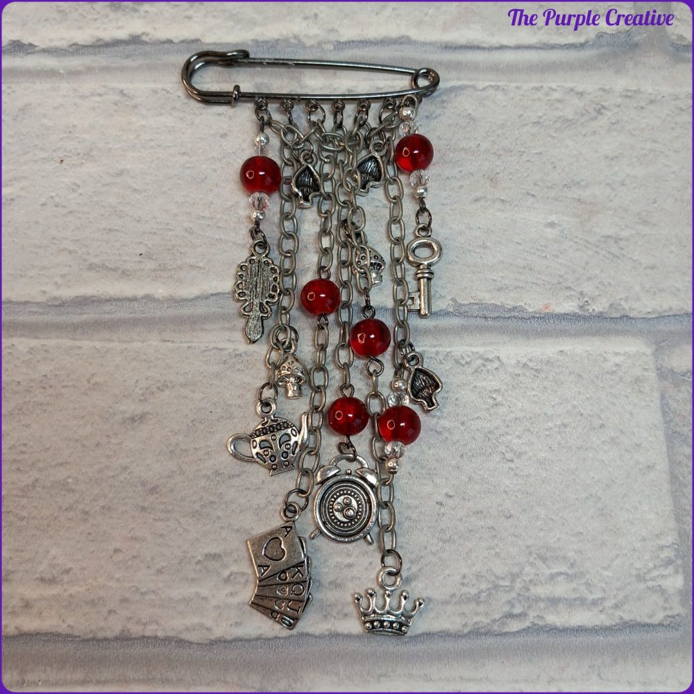 Steampunk Alice Wonderland Kilt Pin Brooch Jewellery Gift