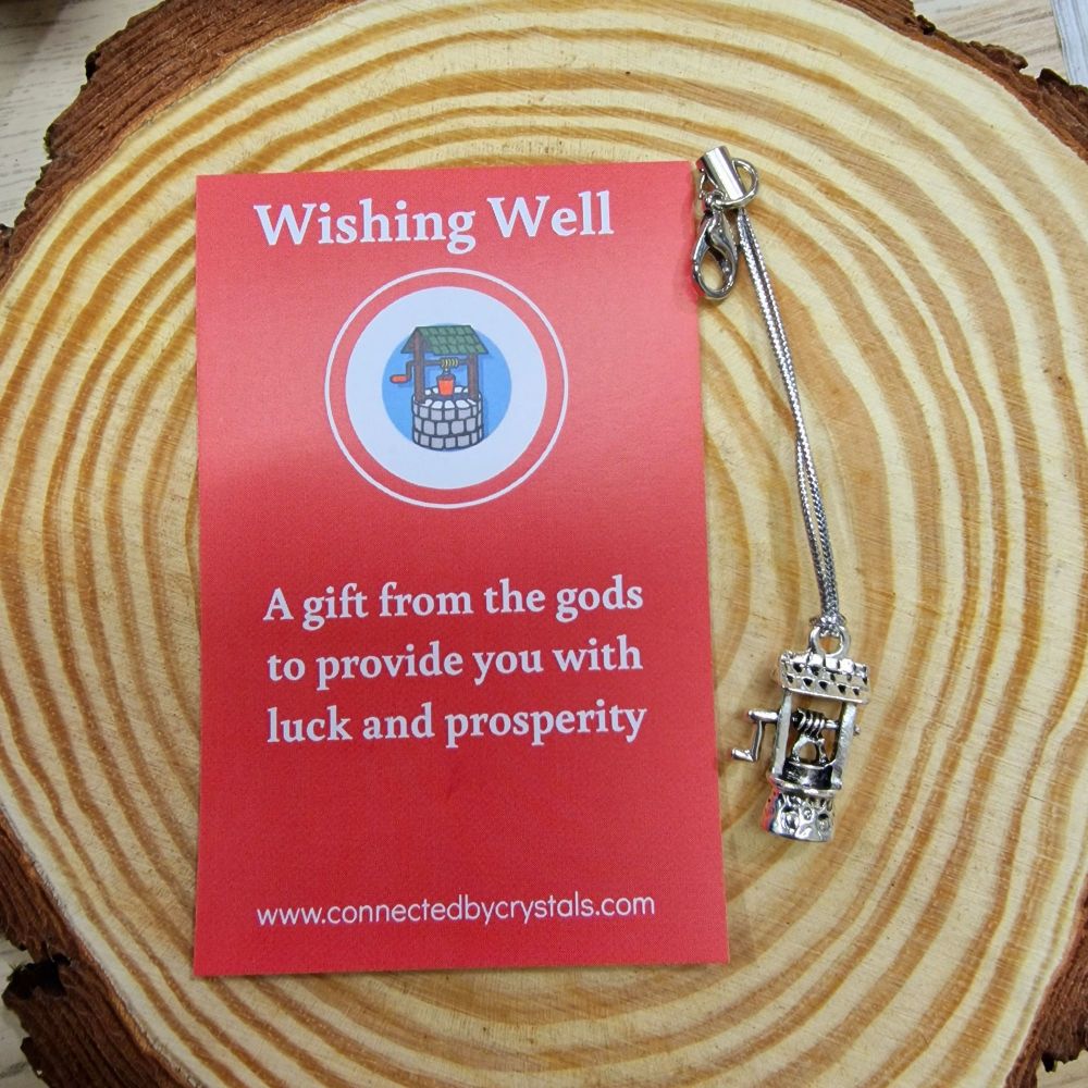 A Wishing Well Clippy Charm