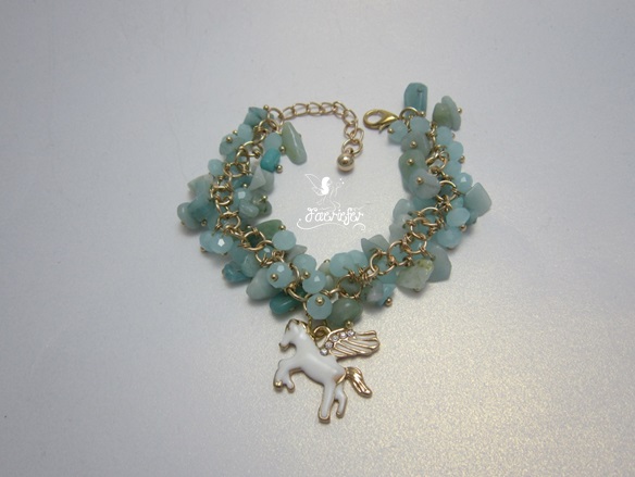 Pegasus Gemstone bracelet with aquamarine or amethyst