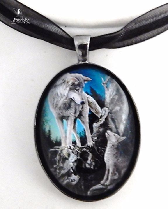 Guidance glass cabochon necklace - Lisa Parker