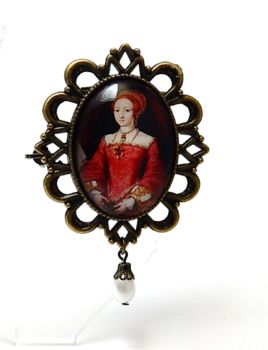 Queen Elizabeth 1st Brooch or Necklace - Young Elizabeth