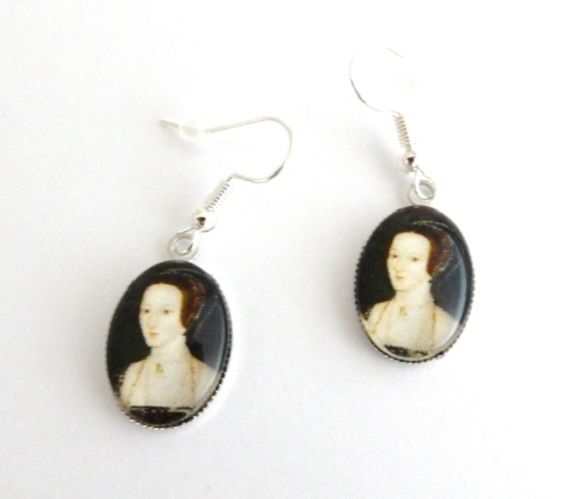 Anne Boleyn portrait earrings - Henry VIII wife - Tudor Queen - Medieval re