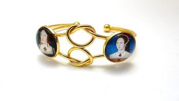 Infinity Love Knot bangle - mother and daughter - Catherine of Aragon and Princess Mary - love forever