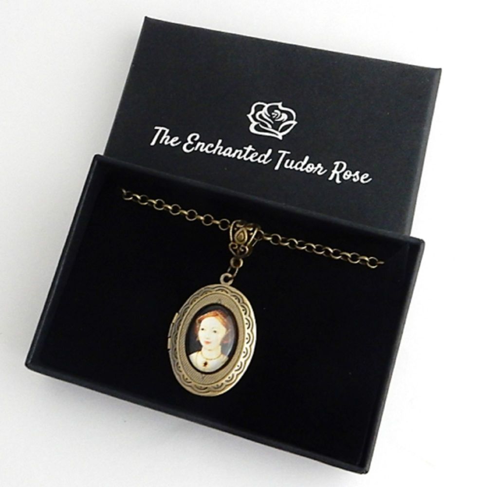 Mary Boleyn locket necklace - historical portrait jewellery - medieval - Tu