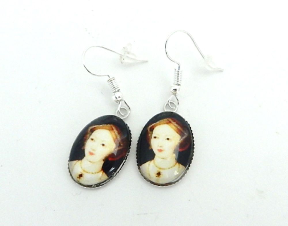 Mary Boleyn portrait earrings